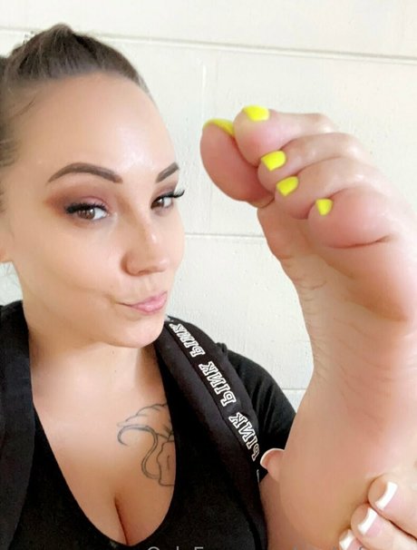 アジア人 BBC オンリーファンズ エロ 写真