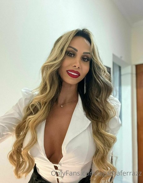 agathaferrazz xxxモデル 画像