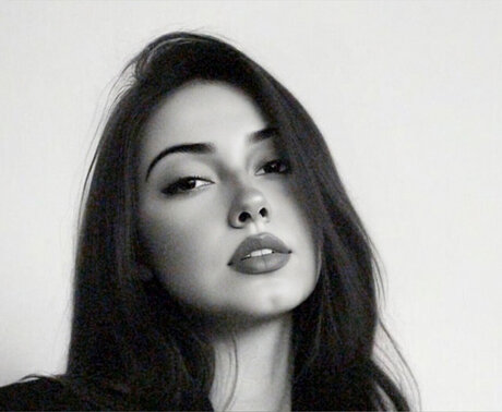 巨乳のオンリーファンズ セクシー 写真