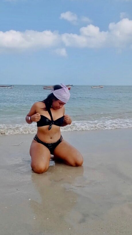 Perla brunette ポルノスター アーカイブ