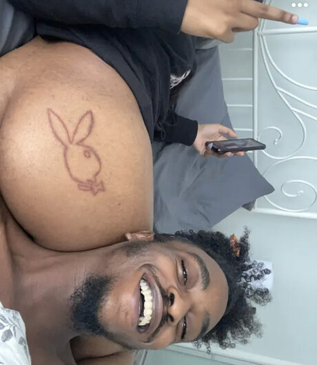 Slutty amp amp Rich XXXモデル 写真