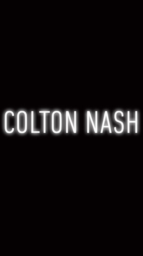 Colton Nash セクシーモデル 写真