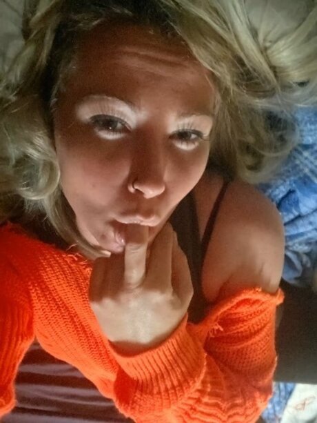 Michelle Law かわいいモデル 写真