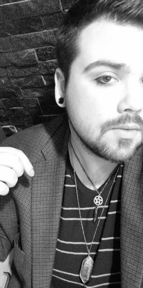 ThicccBoi ホットなポルノスター 写真