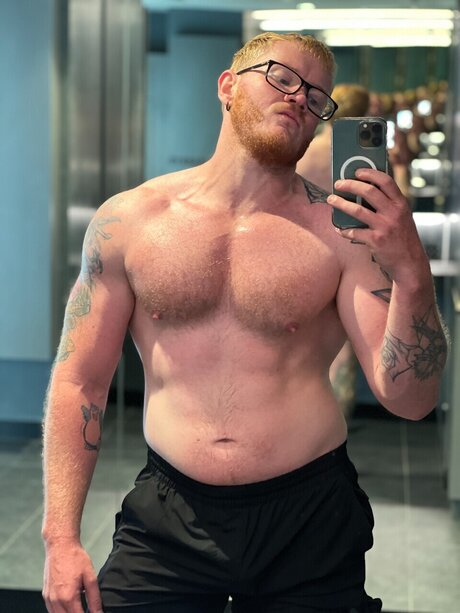 Beau Jackson ヌードのポルノスター 画像