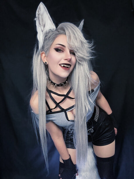 Glitchy Rogue 可愛い女優 ギャラリー