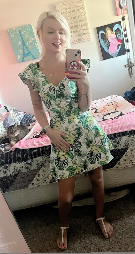 Azalea アートモデル 写真