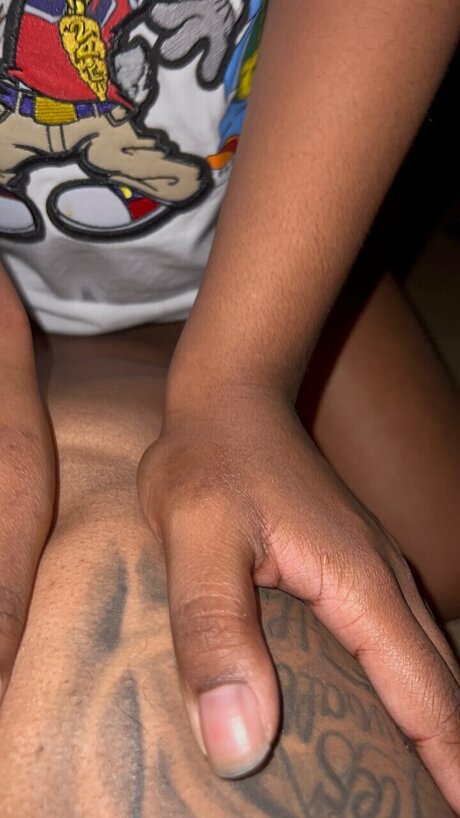 FREE ONLY FANS ポルノモデル 画像