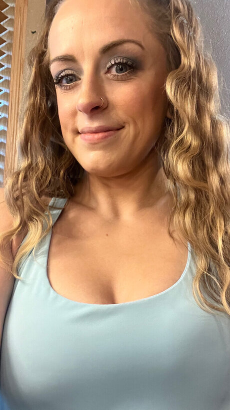 熟女 太め OnlyFans 限定 画像