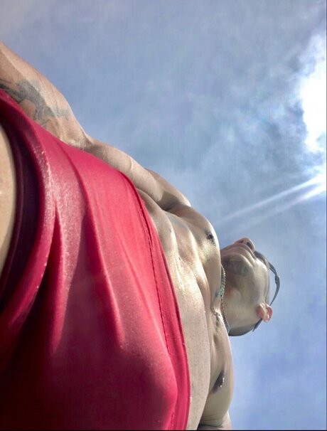 英国のティーンオンリーファン アートポルノ ギャラリー