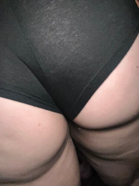 TILLEY gone wild ホットモデル 画像