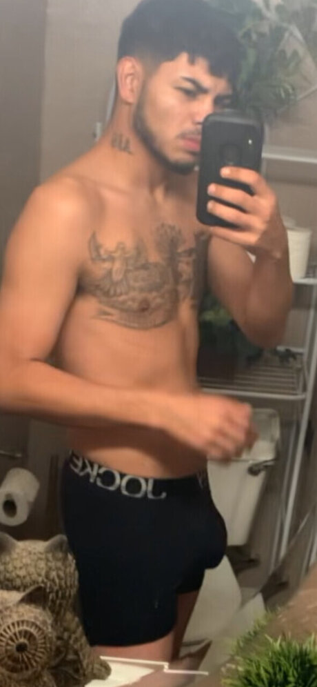 Anttdtxx uncutdick ポルノスター トップ 画像