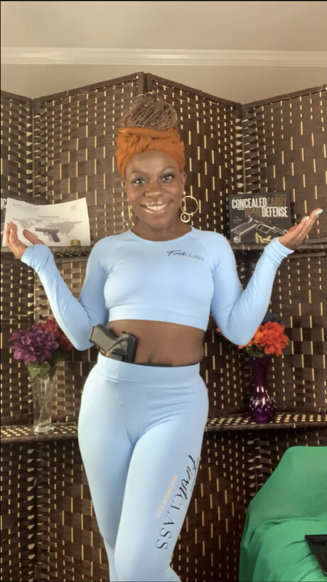 Tactical Tangerine Defense ポルノスター トップ 写真