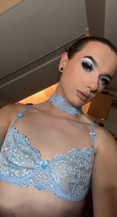 Cute fem boi セクシーモデル ギャラリー