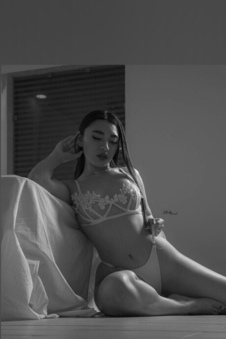 IRELY GRANT アートスター 画像