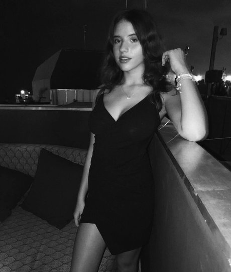 Yuval Hofesh 完璧なモデル 画像