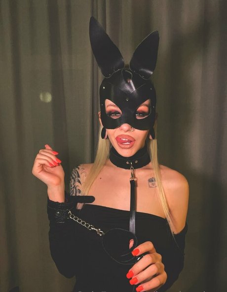 ミニドレス OnlyFans アダルト無料 画像