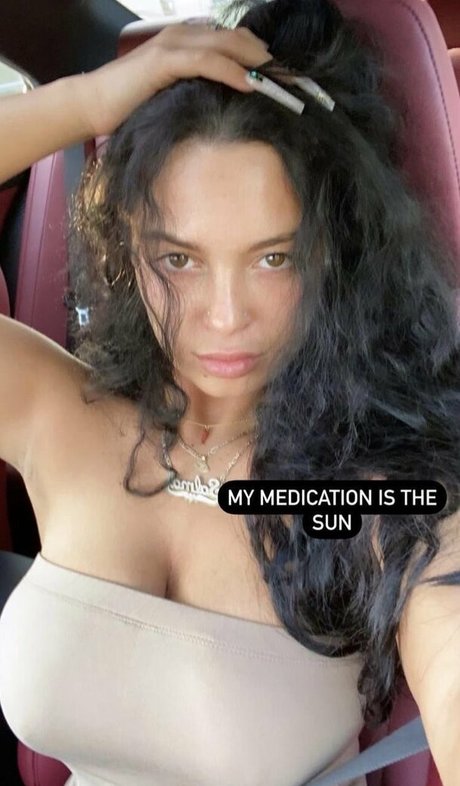 BBWキティOnlyFans 無料セクシー 写真