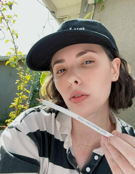 小人の裸OnlyFans 美しい 写真