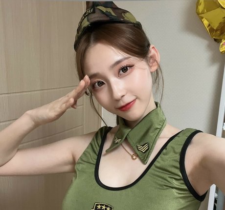 年配の熟女オンリーファンズ アダルト 写真