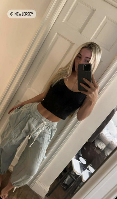 裸ヌードOnlyFans ポルノ ギャラリー