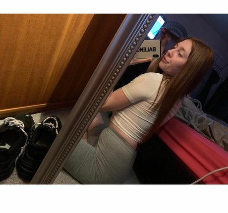 Molly Capper 独占モデル 画像