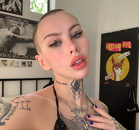 Siiickbrain ヌードモデル 写真