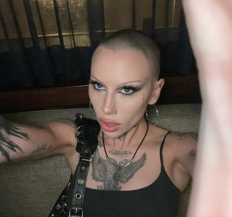 Siiickbrain 独占ポルノスター 写真