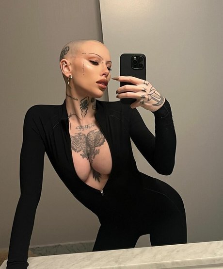 Siiickbrain 無料モデル 画像