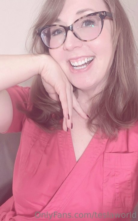 teslaworld 無料のポルノスター ギャラリー