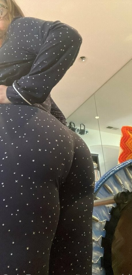 teslaworld セックスポルノスター 写真