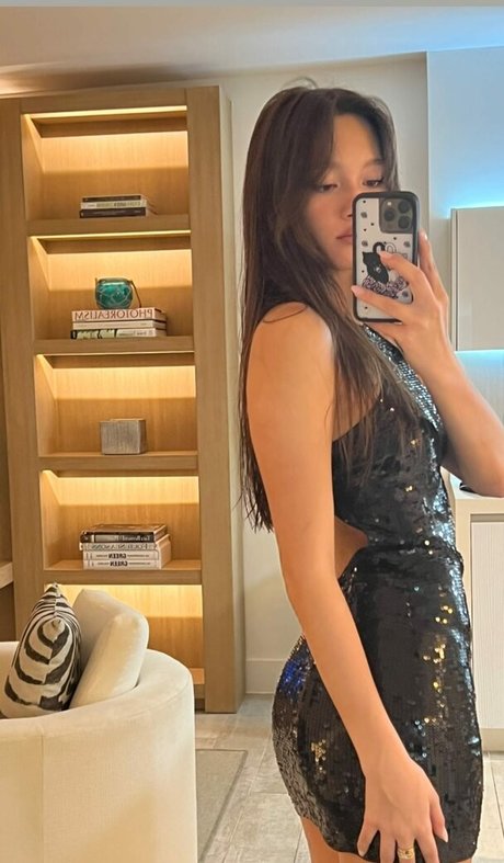 毛深いラテン系オンリーファンズ セクシーxxx 画像