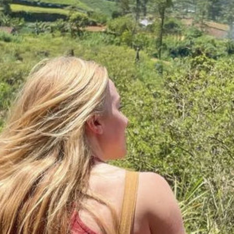 Maddie Moate セックス女優 写真