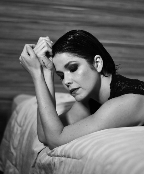 Samara Felippo 完璧なスター 写真