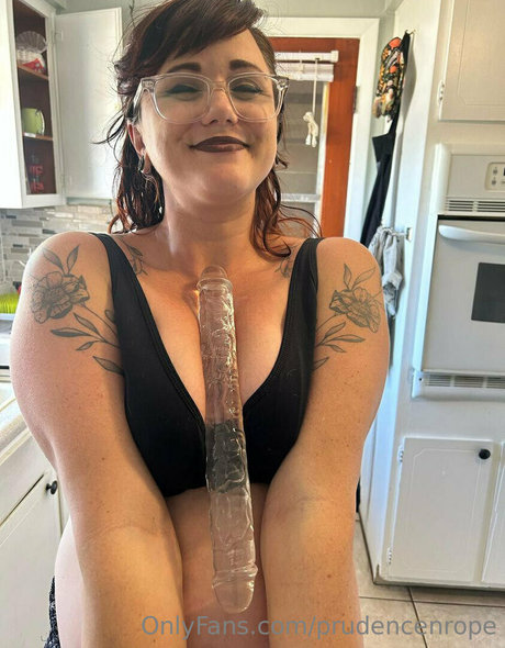 prudencenrope ポルノスター ヌード ギャラリー