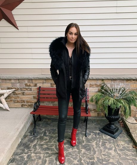 Logan Fabbro 最高のモデル 写真