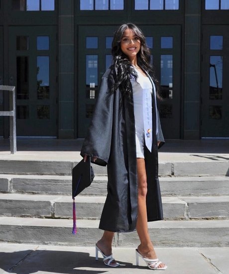 Italia Bradley セックススター アーカイブ