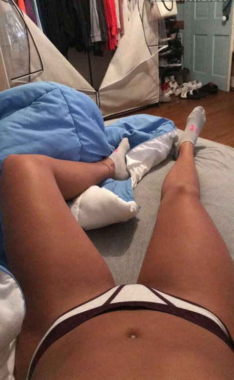 Sarah Shubert 無料モデル 写真