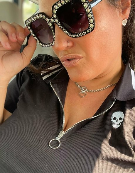 アジアンツインズOnlyFans トップ 画像