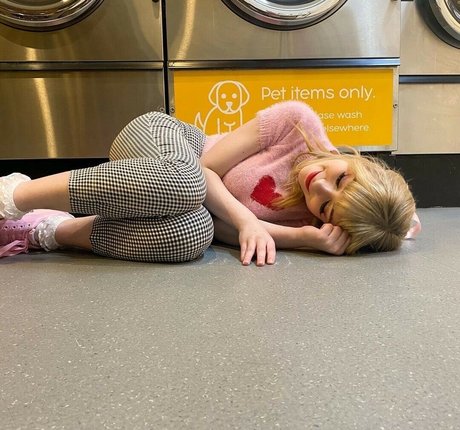 垂れ下がった熟女OnlyFans 美しい 写真