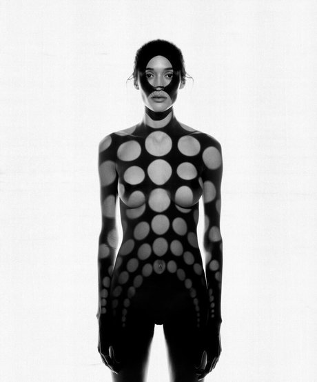 縛られたOnlyFans 裸 写真