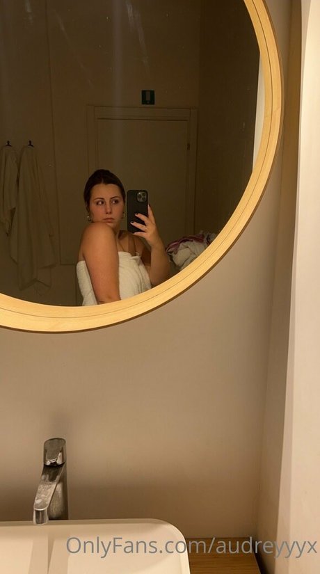 audreyyyx エロティックなスター 画像