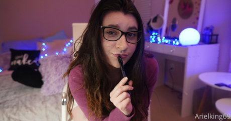 フェイシャルオンリーファンズ 無料 写真