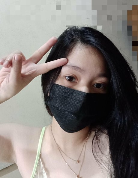 アジアンゴス オンリーファンズ セクシーヌード 写真