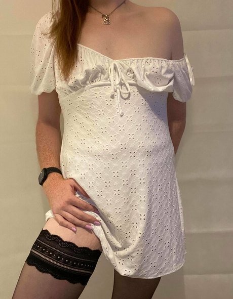 mauresara2 かわいいポルノスター 写真