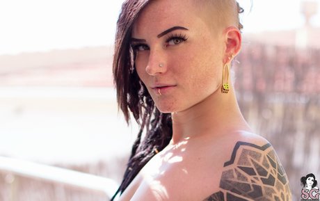 巨乳の赤毛オンリーファンズ エロチック ギャラリー