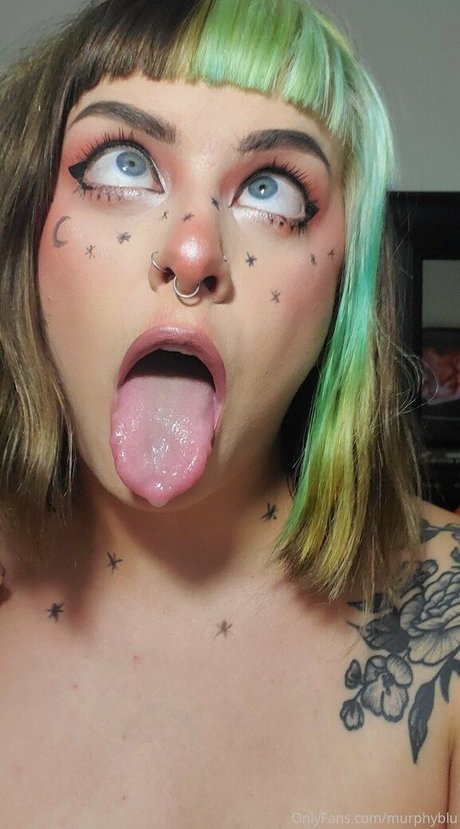 巨大な天然おっぱいオンリーファンズ アダルト 写真