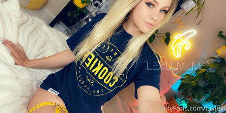 luvlexi ホットモデル アーカイブ