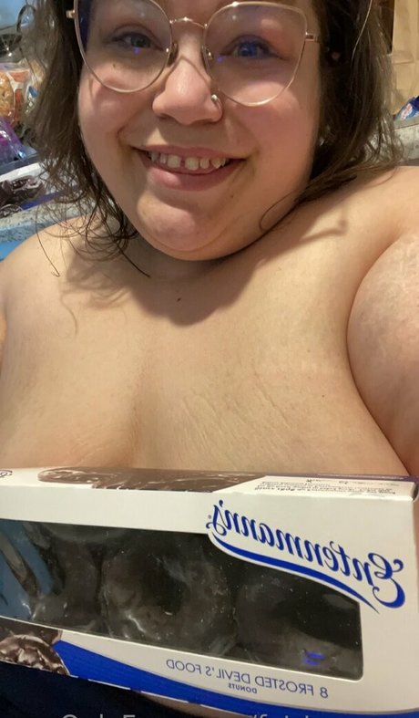 fat topanga アダルトモデル 写真