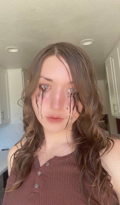 LBanton ヌードのポルノスター 写真